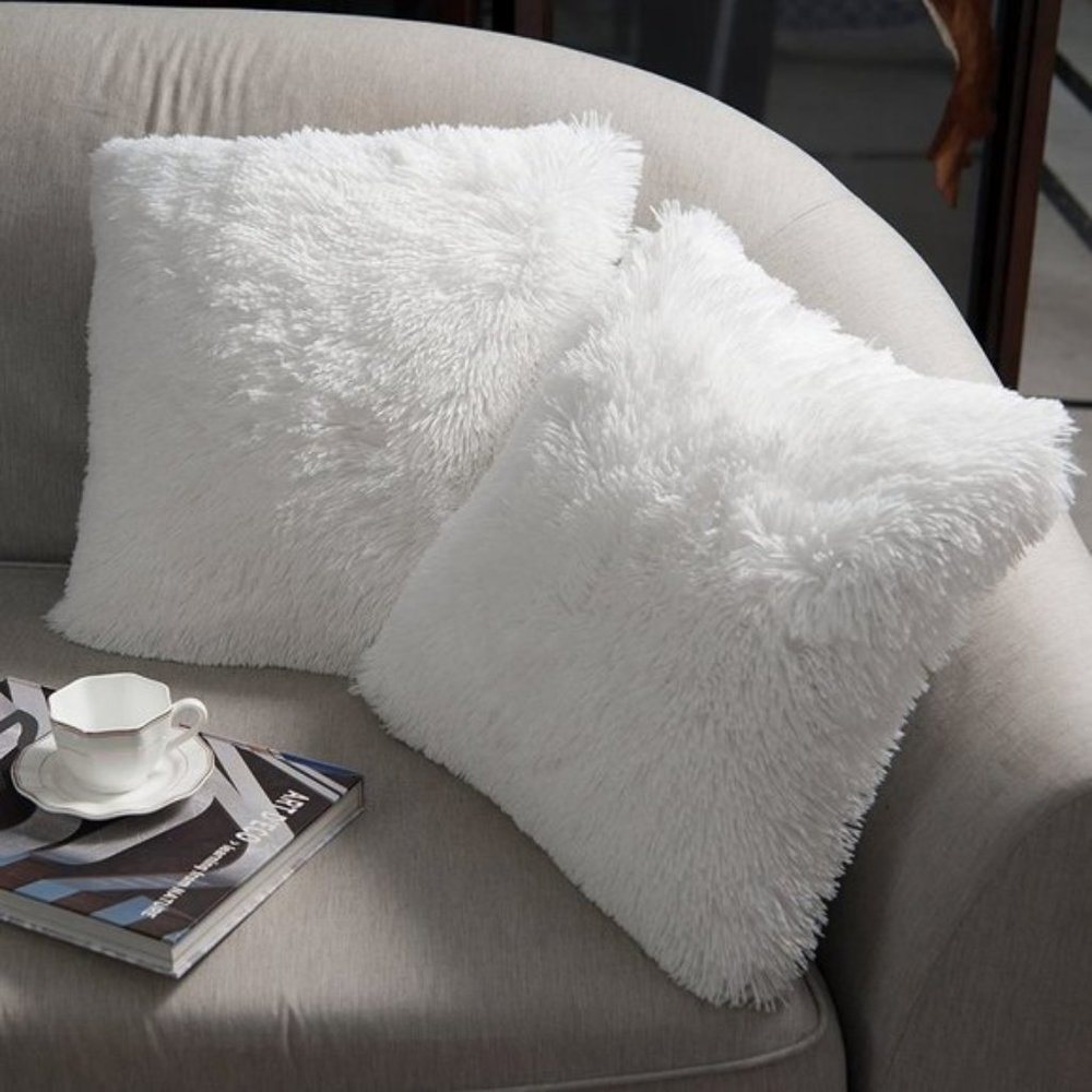 2 Pcs White Luxury Soft Faux Fur Throw PillowCases